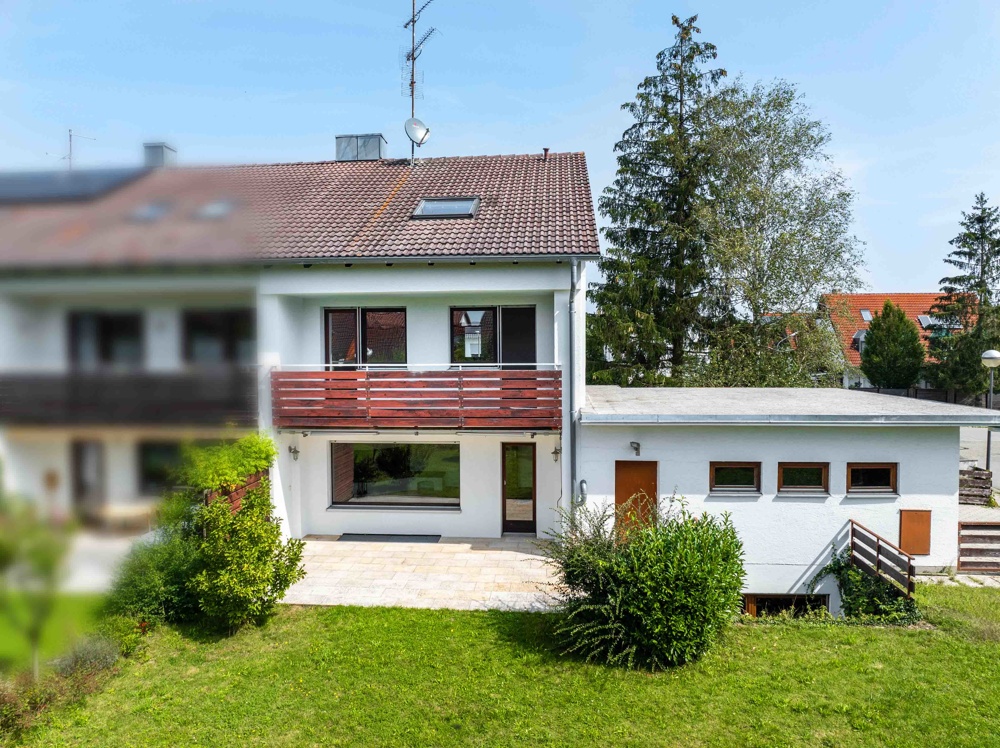 Terrasse mit Garten