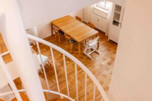 Galerieblick ins Wohnzimmer