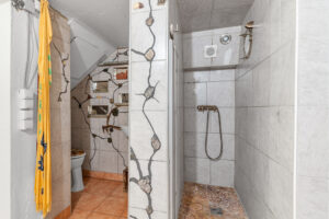 WC-Dusche UG