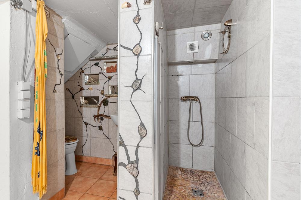 WC-Dusche UG