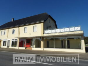 Gebäudeansicht Strassenseite