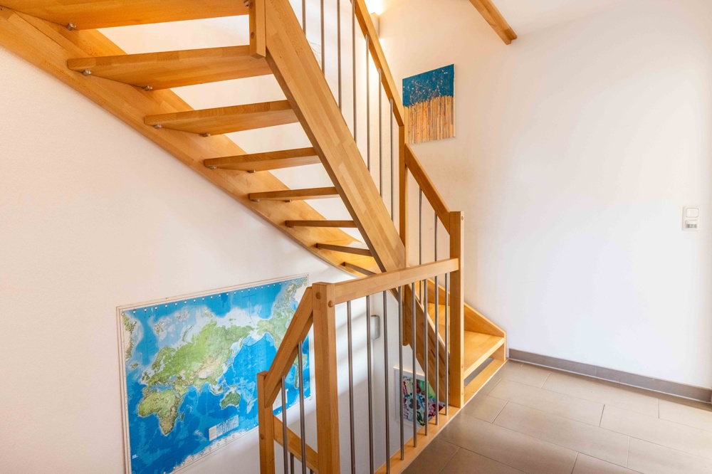 Treppenaufgang ins 1. OG