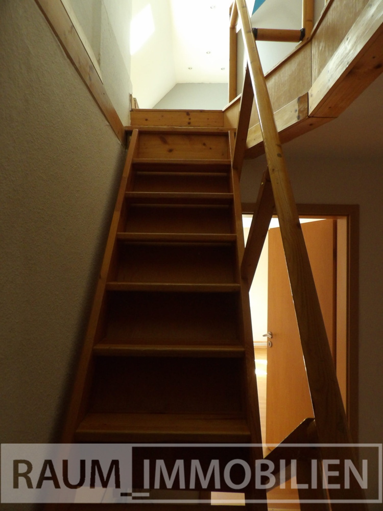 Zugang Spitzboden-Wohnung 4