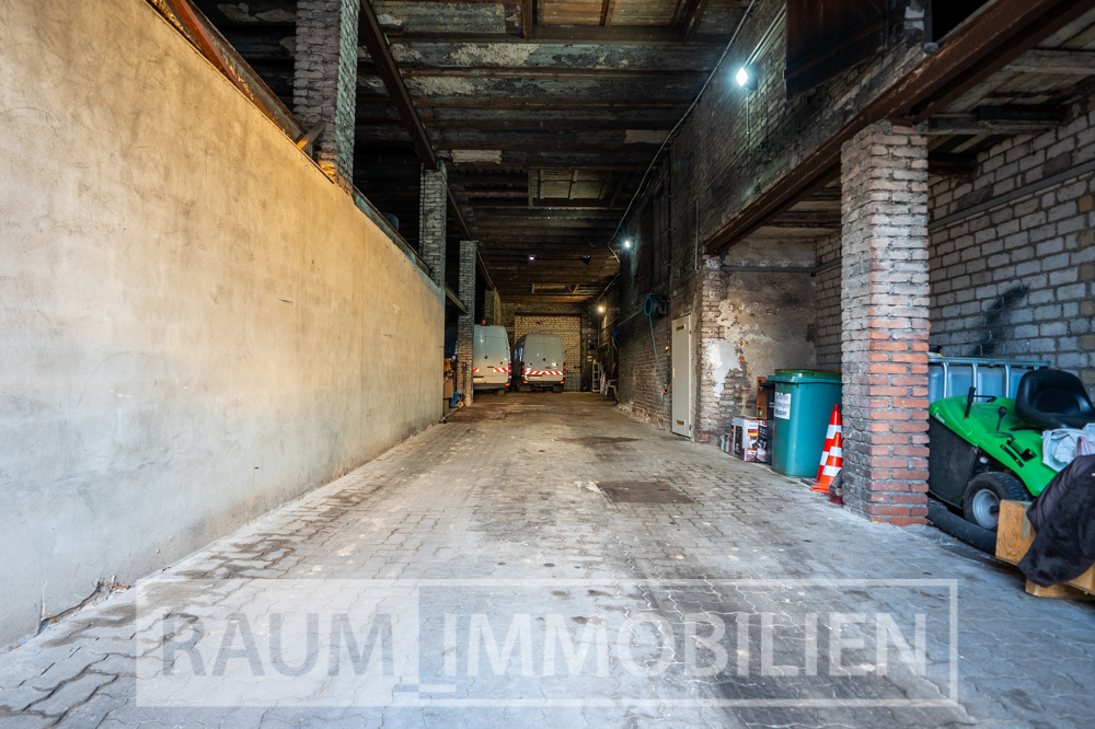 Gewerbehalle